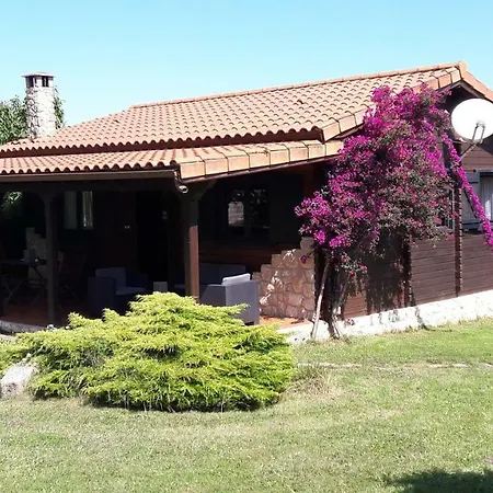 Holiday home La Casa Del Carballo Pisones